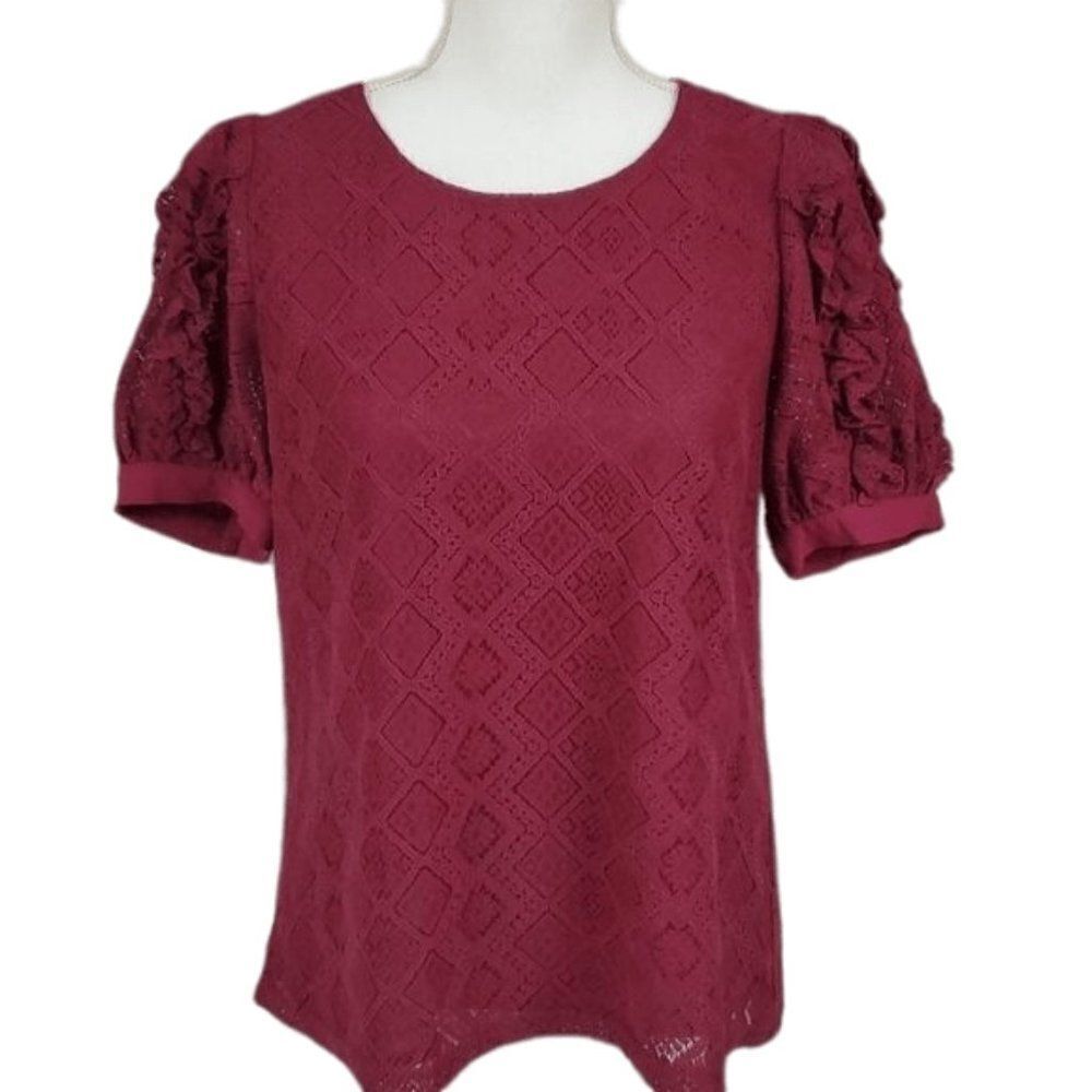 💲✂️ Entro, Berry Lace Overlay Top with Ruffle Detail-Size Small
